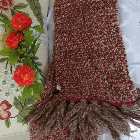 Talbots scarf - Picture 4 of 4